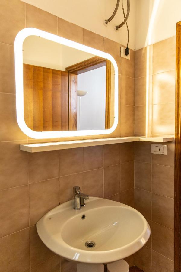Unique Gem In Piazza Duomo Lejlighed Firenze Eksteriør billede